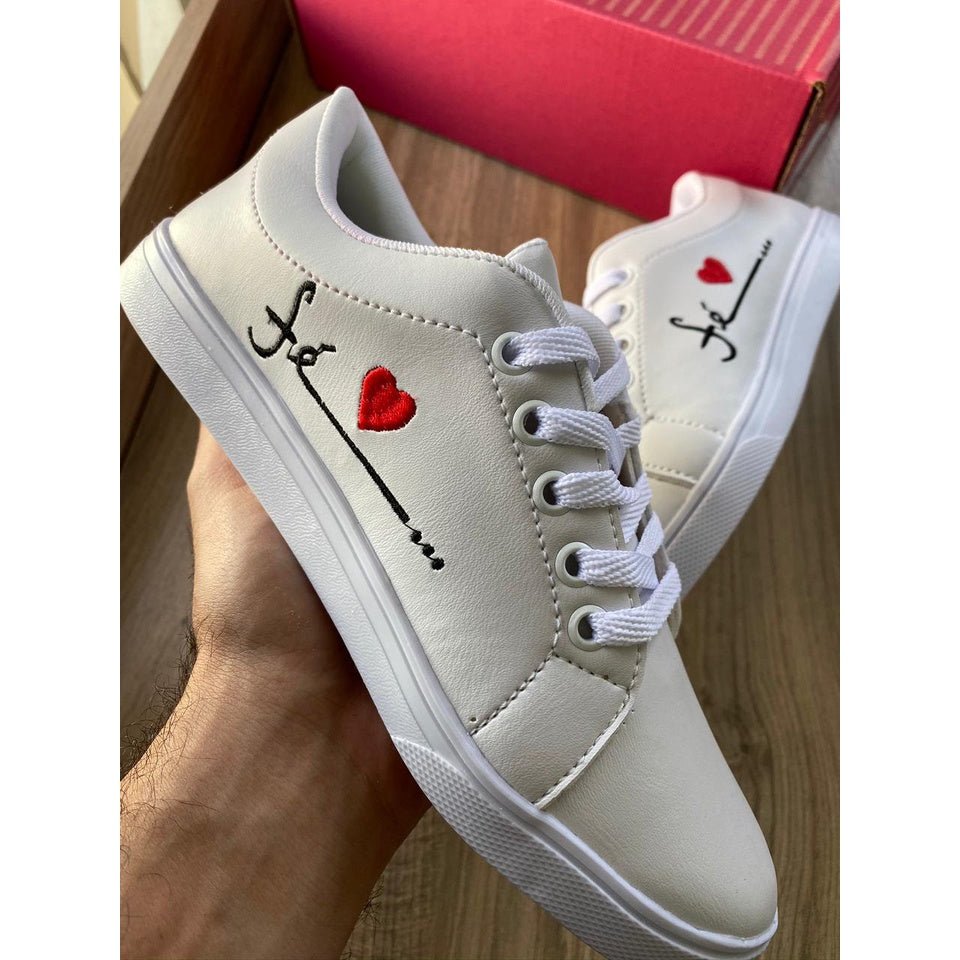 Tênis Feminino Casual Bordado Fé